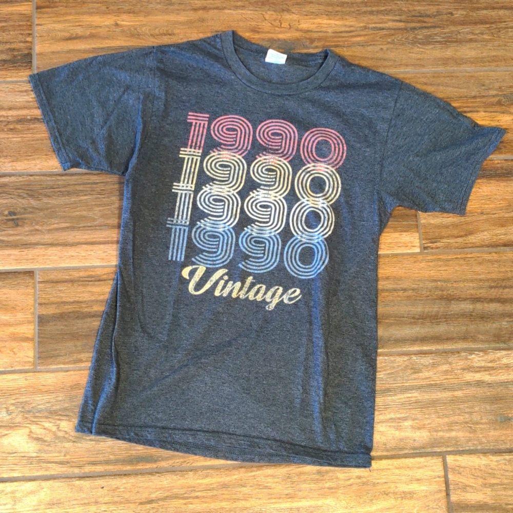 1990 Vintage Tshirt small
